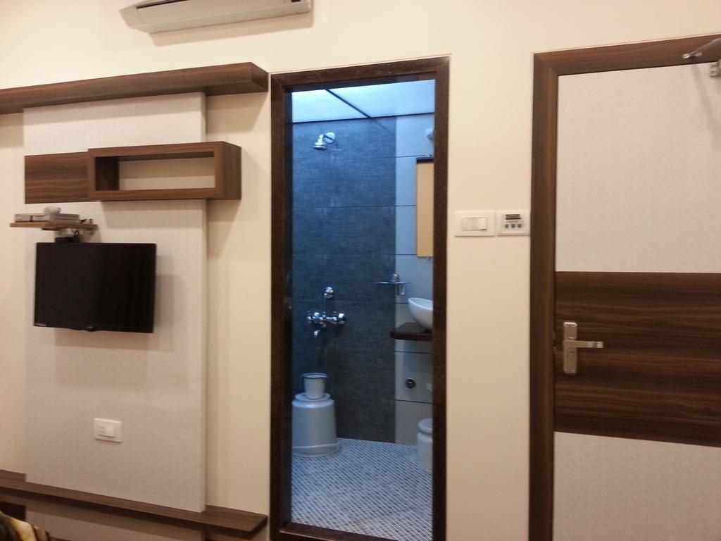 Hotel Oasis Mumbai Dış mekan fotoğraf