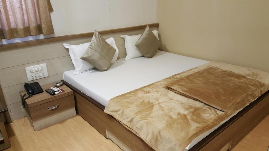 Hotel Oasis Mumbai Dış mekan fotoğraf